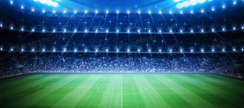边路推进打满全场